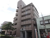 ラルジュ猫洞