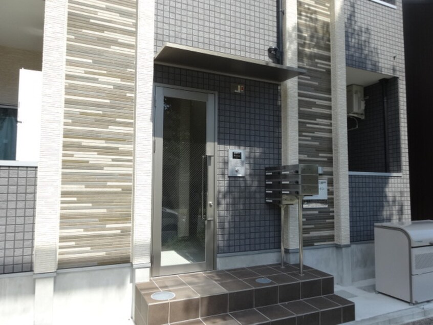 エントランス部分 セレーノホンジン