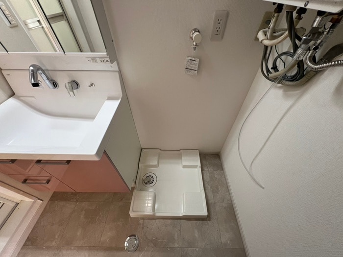 洗濯機置場 アビタ覚王山