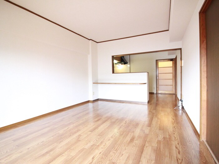 居室 フレスカ野畑