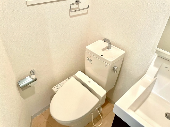 トイレ ｴｽﾃﾑﾌﾟﾗｻﾞ名古屋・栄ﾌﾟﾚﾐｱﾑ(706)