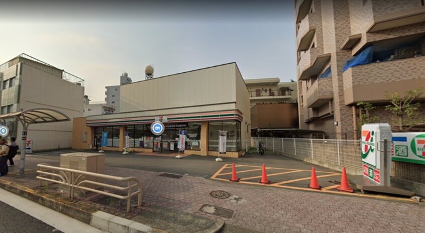 セブンイレブン中村区役所駅前店(コンビニ)まで130m アローム ドゥ ジョア