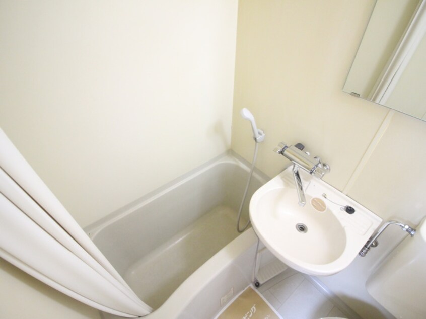 バス／シャワールーム等 レイク　グリ－ン三好　Ｂ棟