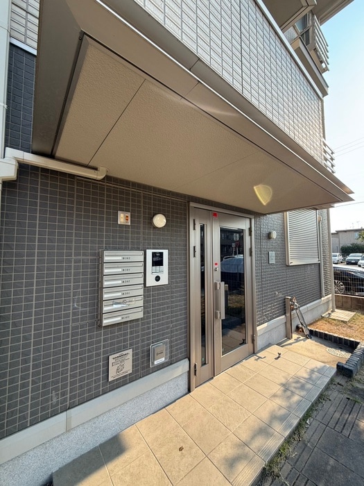 エントランス部分 ルミエールこがねⅡ　Ｂ棟