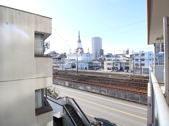 室内からの展望 メイプルタウン金山