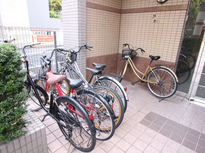 駐輪場 アイン橘