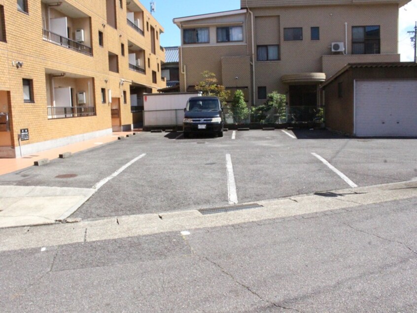 駐車場 松栄マンション