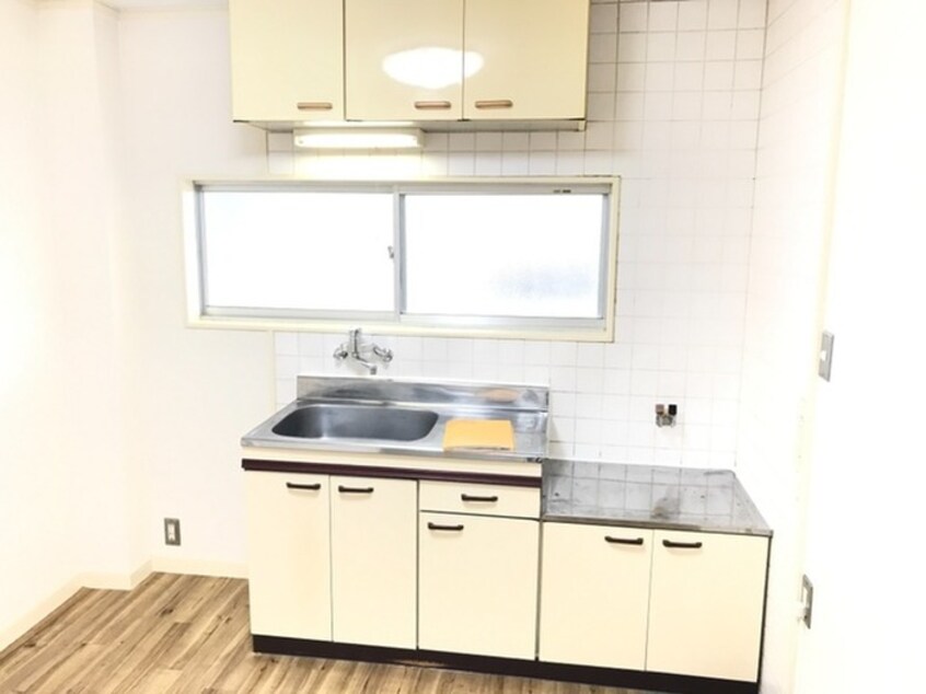 キッチン ロイヤルガ－デンＫ