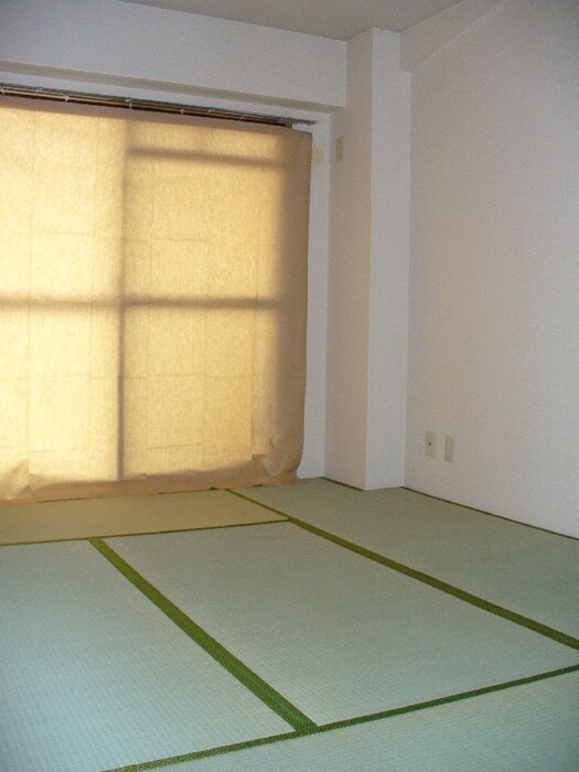 内観写真 サン花塚