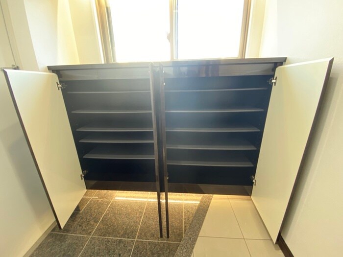 靴箱 ＡＲＥＸ丸の内