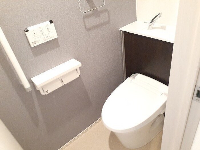 トイレ ルナリア