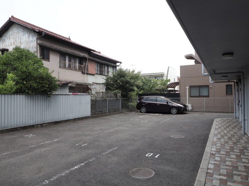 駐車場 パティオ本山