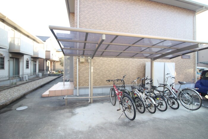 駐輪場 エルメゾンＢ
