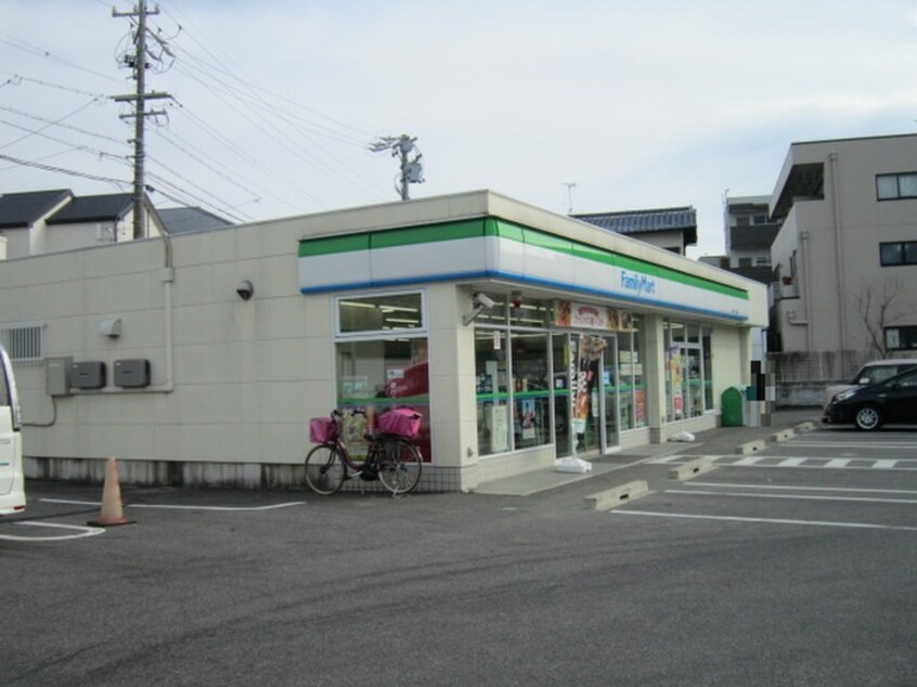 ファミリーマート(コンビニ)まで338m サクセス山根