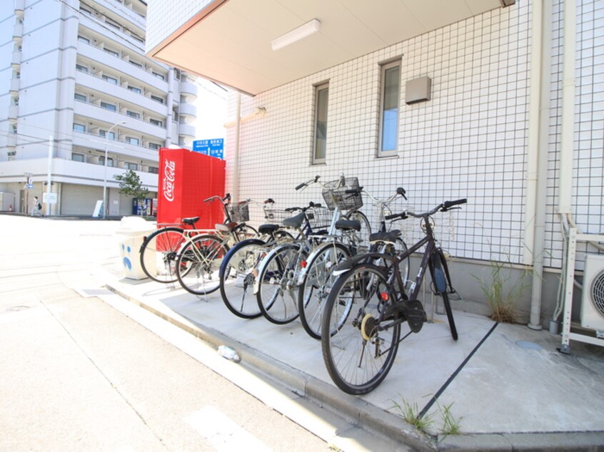駐輪場 Meieki　Hills