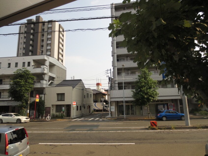 室内からの展望 Meieki　Hills