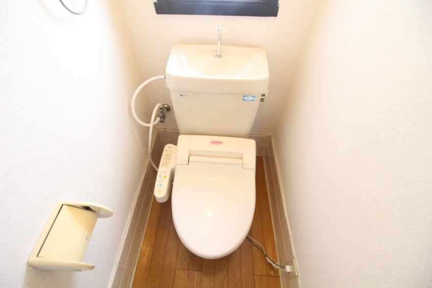 トイレ カトルさんたかね