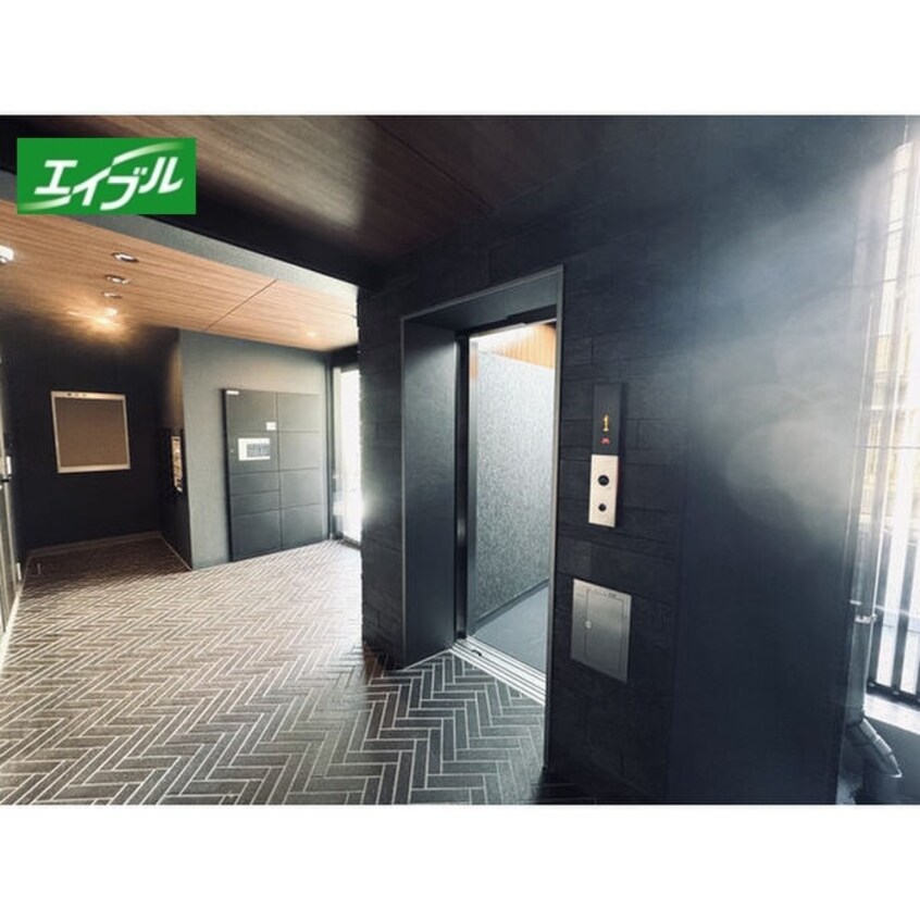 エントランス部分 リコルド1