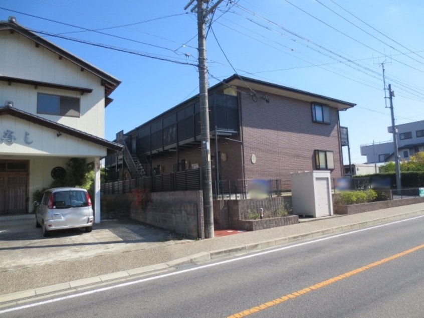 外観写真 アンプル－ル　ブワ　デルニエ