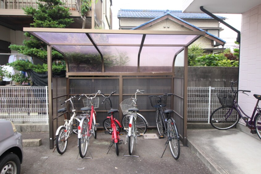 駐輪場 スプリングワン合田