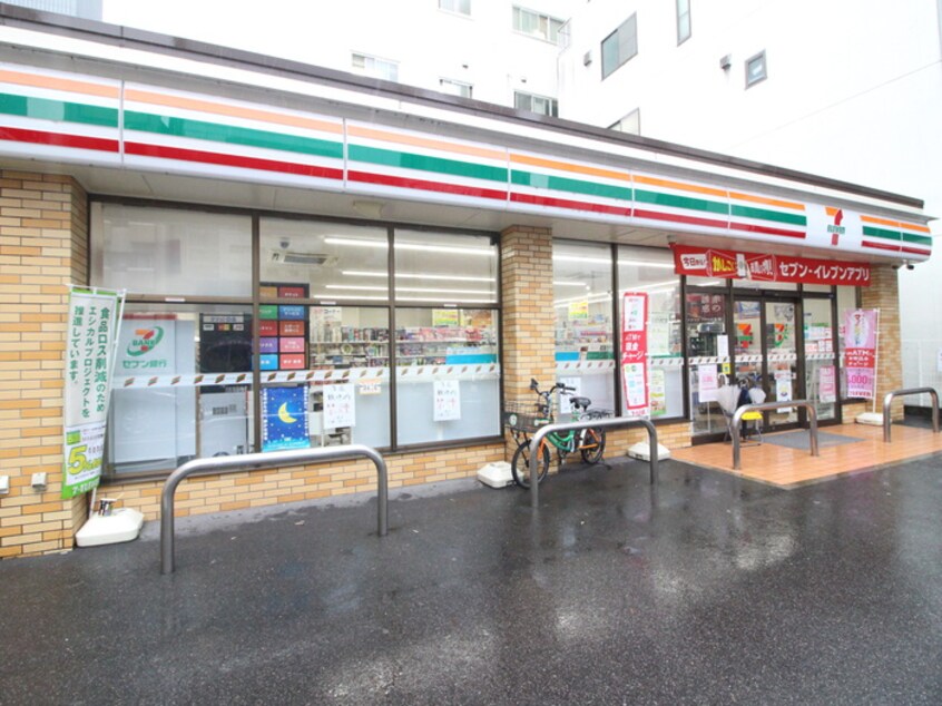 セブンイレブン名古屋丸の内3本町通り店(コンビニ)まで88m ﾌﾟﾚｻﾝｽ丸の内ﾚｼﾞﾃﾞﾝｽⅢ(605)