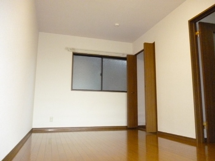 居室 アンプルールブワ　レイ