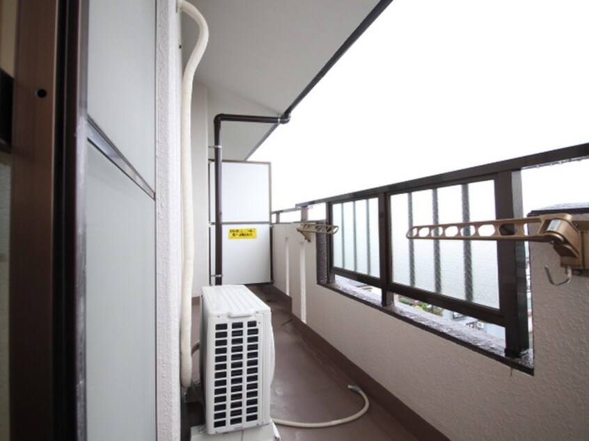 ベランダ・バルコニー エル．パティオ滝ノ水