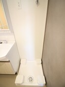 洗濯機置場 プレサンス吹上駅前エテルノ
