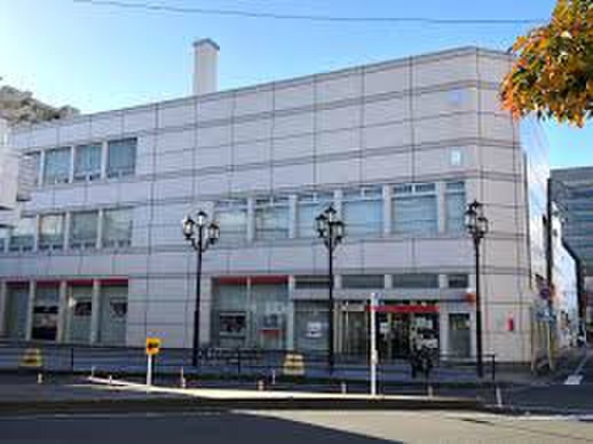 三菱UFJ銀行(銀行)まで447m A・City明治本町