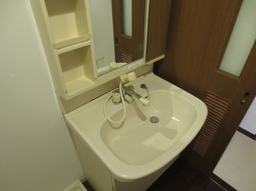 洗面 リヴィエール日比津