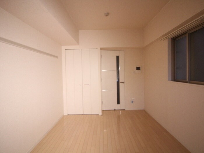 居室 プレサンス桜通り葵(608)