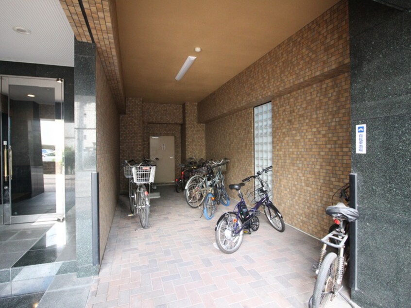 駐輪場 サン・アペックス名駅