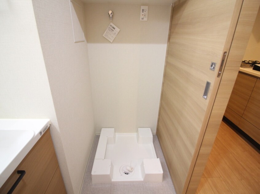 洗濯機置場 ロイヤルカーサ千種