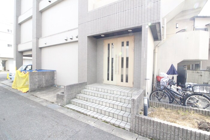 エントランス部分 ハイツ味美