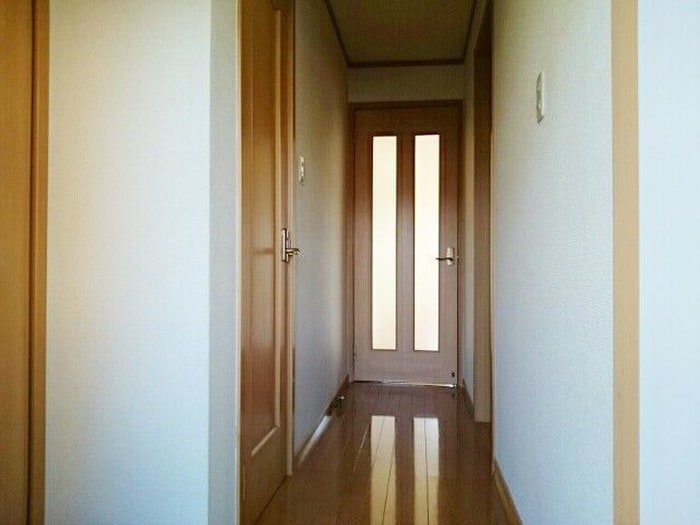 玄関 カ－サリ－ヴァ