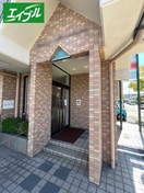 エントランス部分 ブロンズ森島