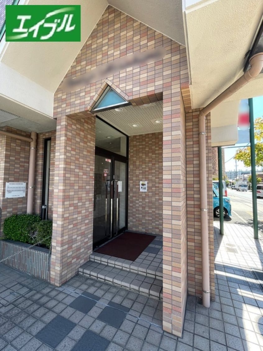 エントランス部分 ブロンズ森島