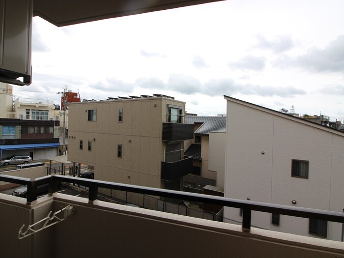 室内からの展望 ブロンズ森島