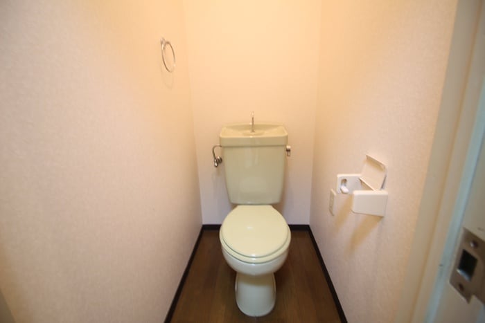 トイレ エアロスペース鶴田