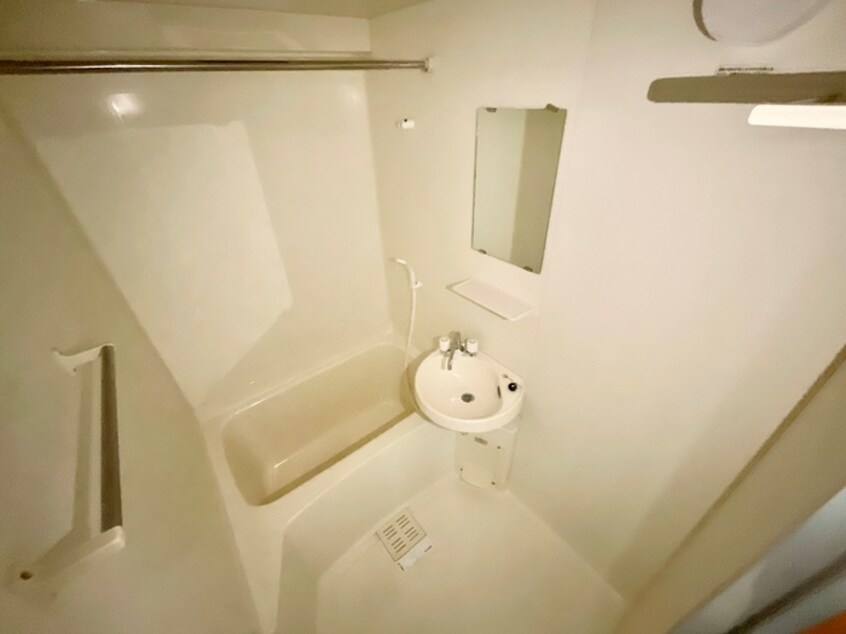 バス／シャワールーム等 美谷ハイツ柵下