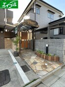 エントランス部分 PLEASANTプレザント
