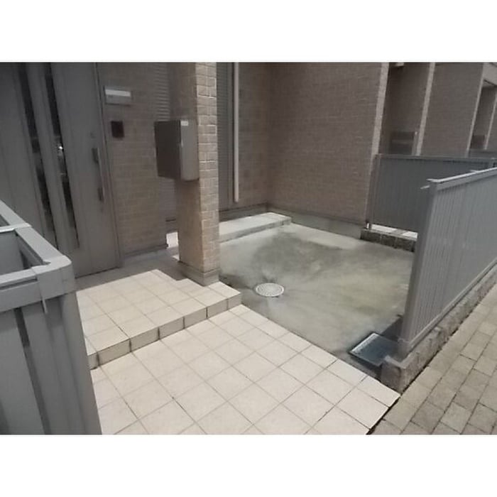 玄関 APTティエラ弥富　A棟