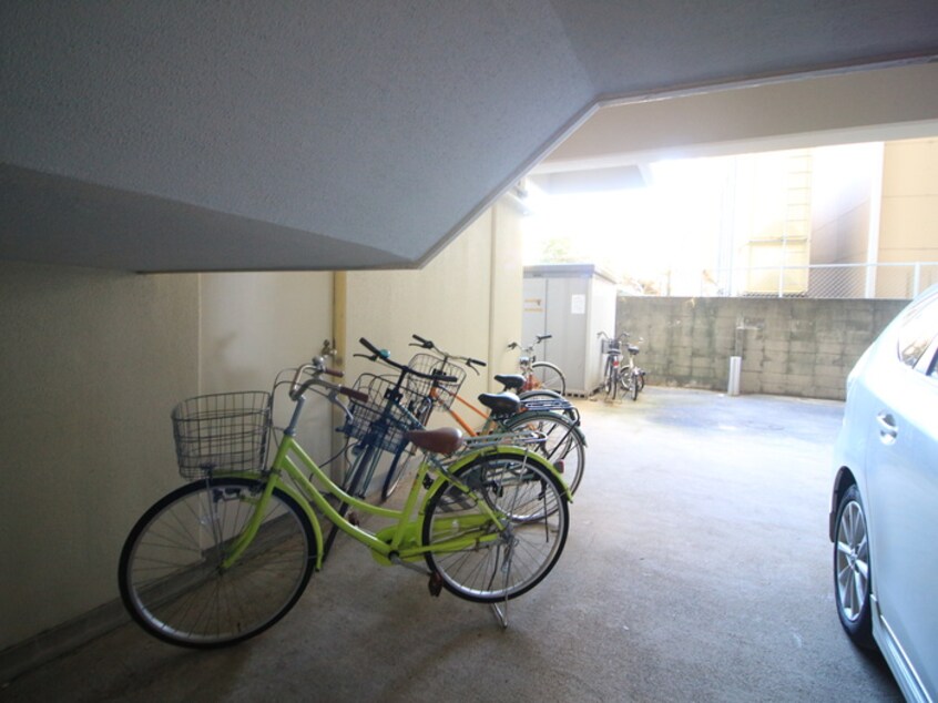 駐輪場 ライオンズマンション栄第2