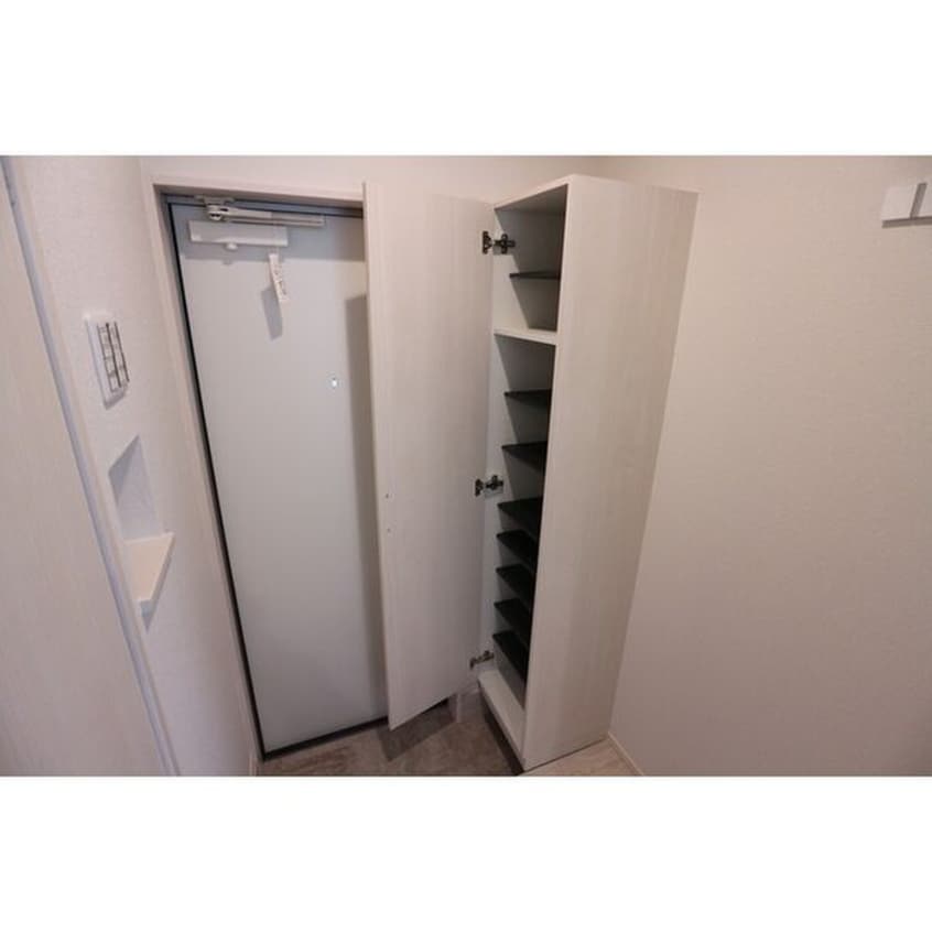 靴箱 Grandtic　Moralis N