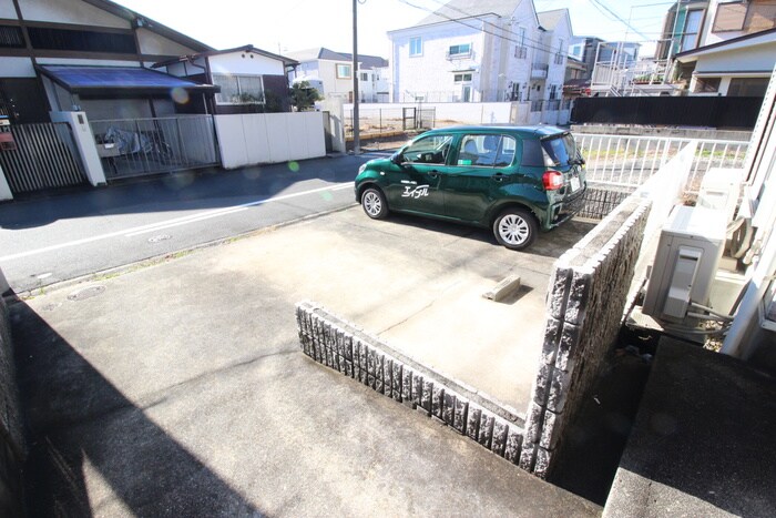 駐車場 オージー石川橋