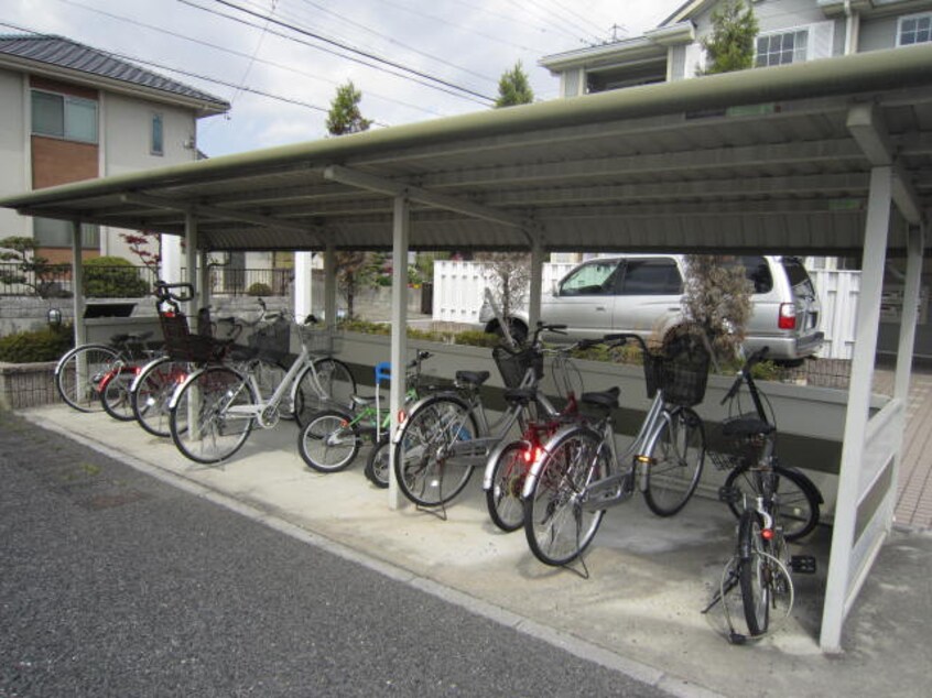 駐輪場 ビ－ハイヴ