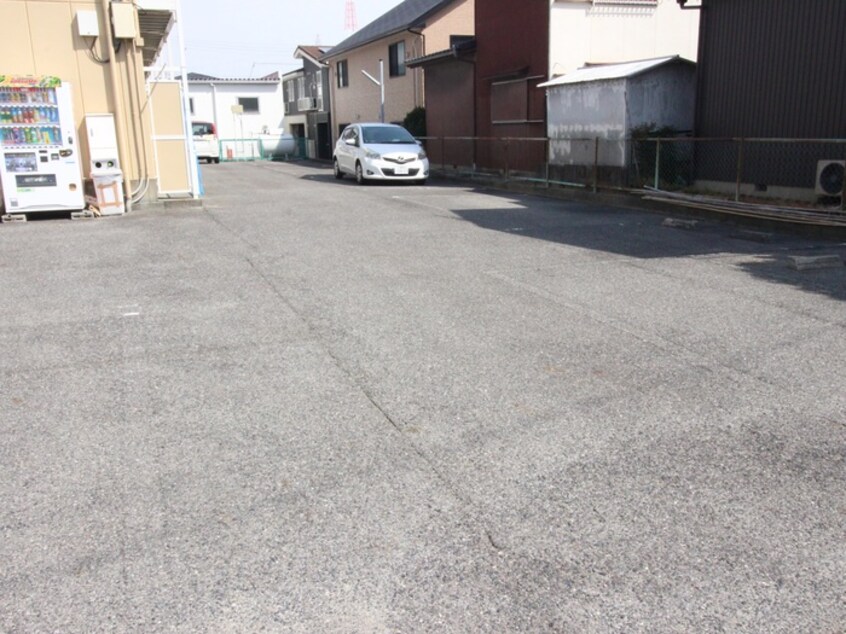 駐車場 パレスサン