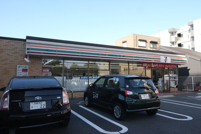 セブンイレブン大秋町2丁目店(コンビニ)まで500m ディアコート松原