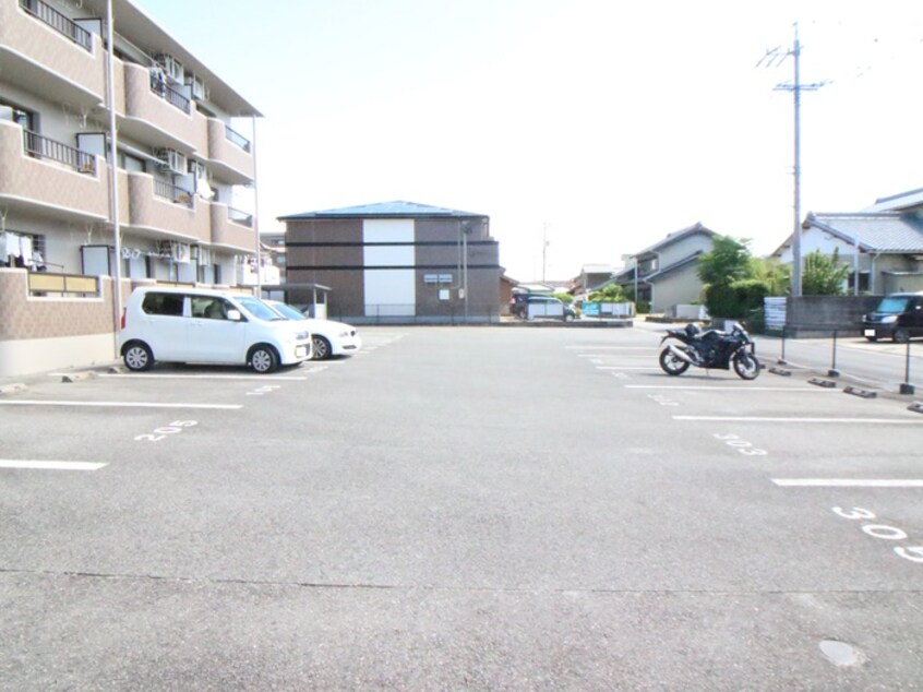 駐車場 アヴニ－ルドゥサンライズ