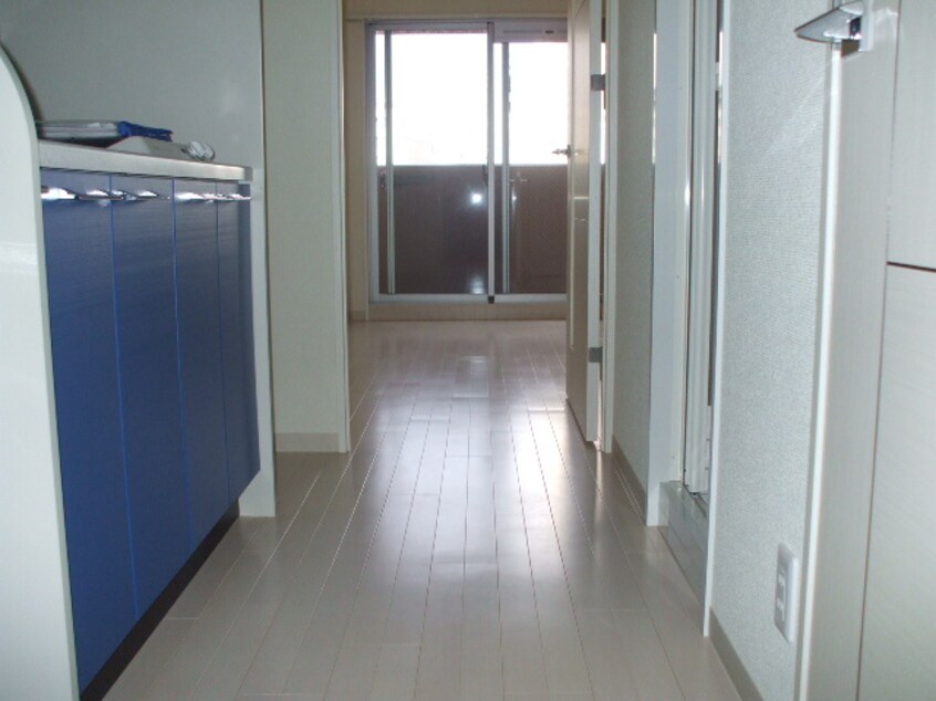 廊下 ﾌﾟﾚｻﾝｽ名古屋STATIONｱﾌﾞｿﾘｭ-ﾄ